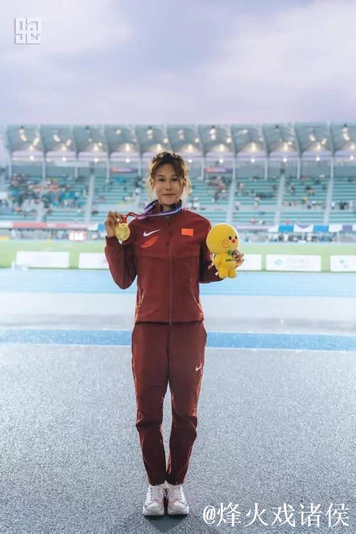 吉林选手李春辉勇夺十五运会女子1500米冠军