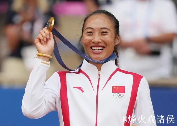 郑钦文荣膺WTA2025年度最受欢迎单打球员